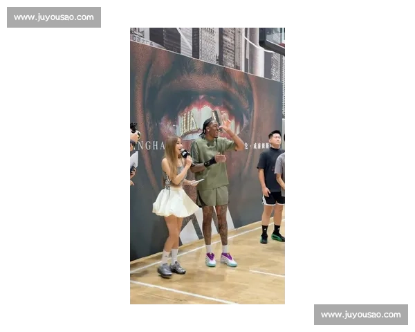 杰伦・威廉姆斯空降徐家汇 NBA 光影秀!冠军之夜点燃申城篮球激情 杰伦・威廉姆斯空降徐家汇 NBA 光影秀!冠军之夜点燃申城篮球激情