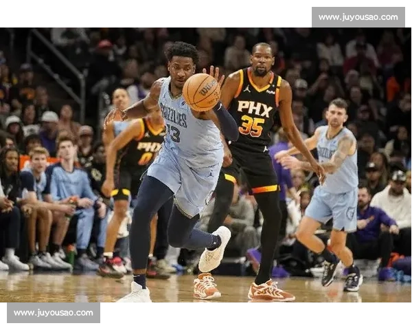 尼克斯鏖战灰熊攻防博弈东西强队对决引爆赛场焦点之夜球星对抗升级 尼克斯鏖战灰熊攻防博弈东西强队对决引爆赛场焦点之夜球星对抗升级