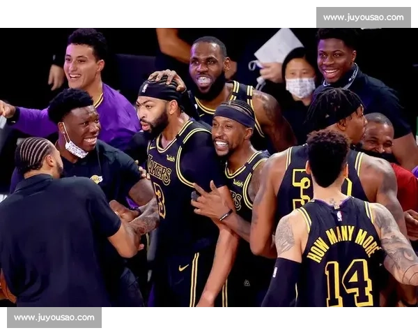 湖人对决热火数据直播解析比赛走势与球星表现全追踪焦点前瞻