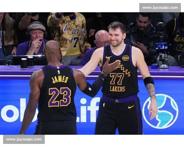 总决赛第四战湖人击败热火系列赛走势出现重大变化之夜关键一战 总决赛第四战湖人击败热火系列赛走势出现重大变化之夜关键一战